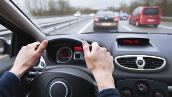 Chuyên gia tiết lộ vận tốc lý tưởng khi chạy xe trên cao tốc giúp tiết kiệm xăng