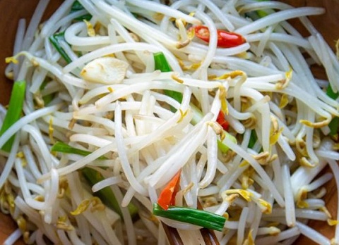 Loại rau được Trung Quốc ví như 'nhân sâm', chợ Việt bán đầy với giá cực rẻ