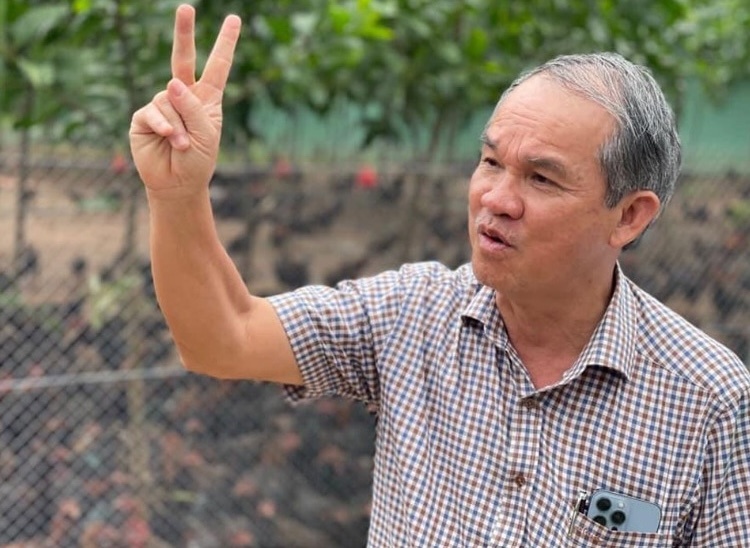 Từng ‘ôm’ nợ hơn 4.228 tỷ, bầu Đức giờ thu tiền tỷ nhờ mô hình '4 cây – 1 con': Có quả bán 140.000 đồng, Nhật đặt mua hết