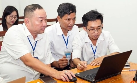 Kể từ 15/8: 2 nhóm đối tượng cán bộ, công chức sẽ được hưởng thêm 5 triệu/tháng, nên biết để lĩnh đủ