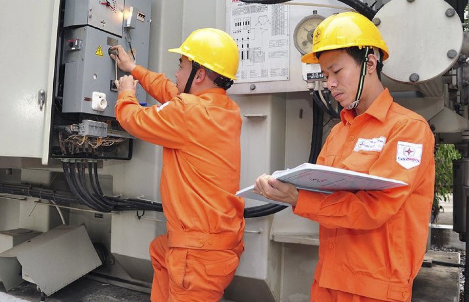 Tiền điện tăng bất thường trong tháng 6: Điện lực Hà Nội nói gì?
