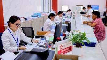 Quy định mới nhất về trình độ, bằng cấp với cán bộ, công chức: Bằng Đại học tại chức, không chính quy có đáp ứng được yêu cầu không?