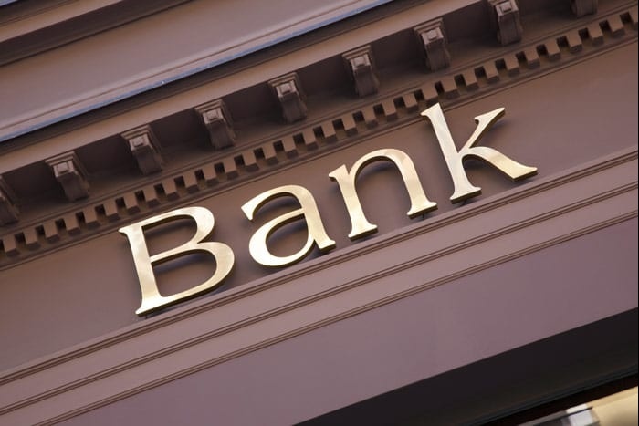 Chuyên gia VPBankS: Thu nhập ngoài lãi trở thành 'phao cứu sinh' lợi nhuận ngân hàng quý II/2025