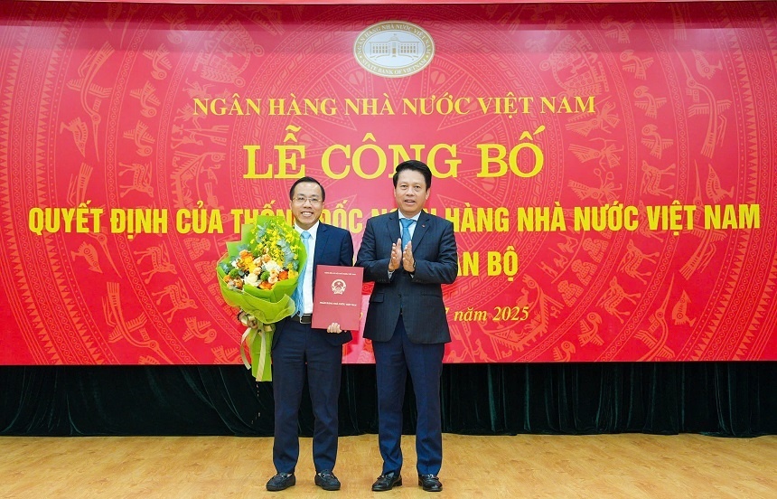 Bổ nhiệm ông Lê Hoàng Chính Quang làm Cục trưởng Cục Công nghệ thông tin NHNN