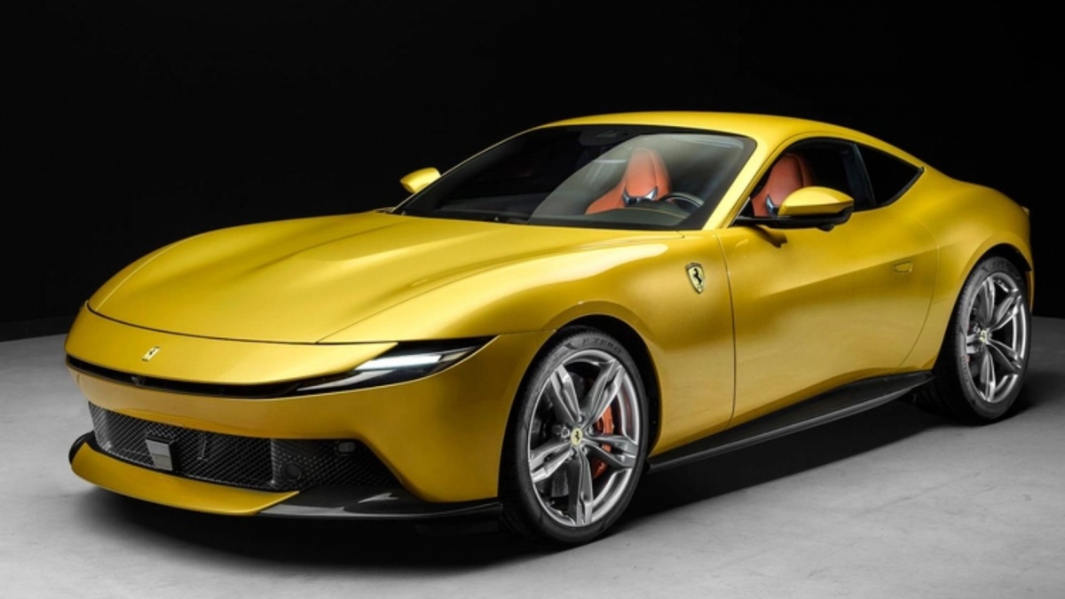 Siêu xe mới của Ferrari bị so sánh với Toyota: Sang trọng đến mấy cũng không tránh khỏi