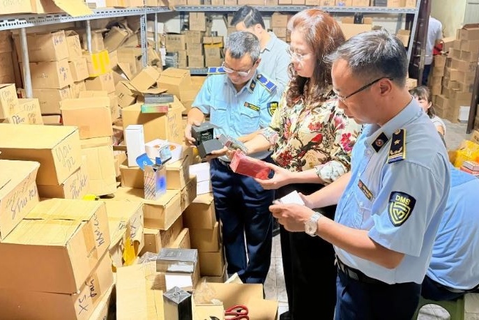 Hà Nội ra đòn mạnh chống hàng giả: 2.176 vụ kiểm tra, tổng tiền phạt gần 34 tỷ, tiêu hủy hàng hóa vi phạm trị giá hơn 41 tỷ đồng