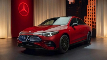 Sedan Mercedes CLA 'cháy hàng', khách phải chờ sang năm 2026 mới được nhận xe
