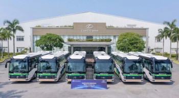 THACO AUTO tiếp tục đưa xe bus xuất ngoại, bắt tay ông lớn vận tải Philipines