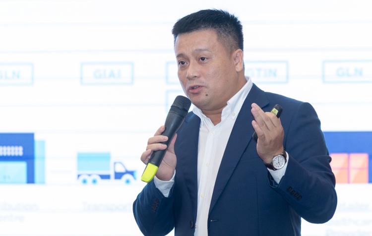 3 thủ đoạn kinh điển của hàng giả khiến người tiêu dùng ‘tiền mất, tật mang’, làm sao để chặn đứng?