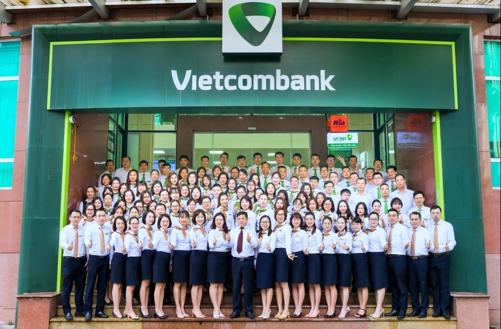 Vietcombank tuyển dụng lớn toàn quốc, nhiều vị trí không cần kinh nghiệm