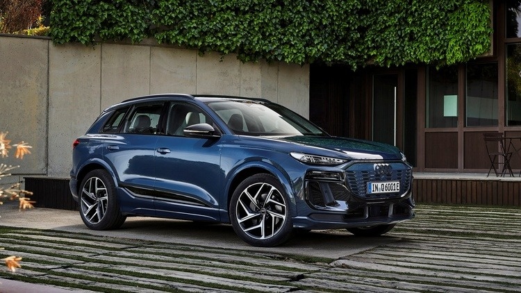 Audi Việt Nam cùng lúc tung 'song sát' Q6 e-tron và A5 2025, chèn ép đối thủ nửa cuối năm 2025