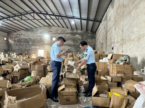 Phát hiện kho hàng chứa hơn 47.000 sản phẩm nhập lậu Trung Quốc có liên quan tới hàng trăm tài khoản TikTok