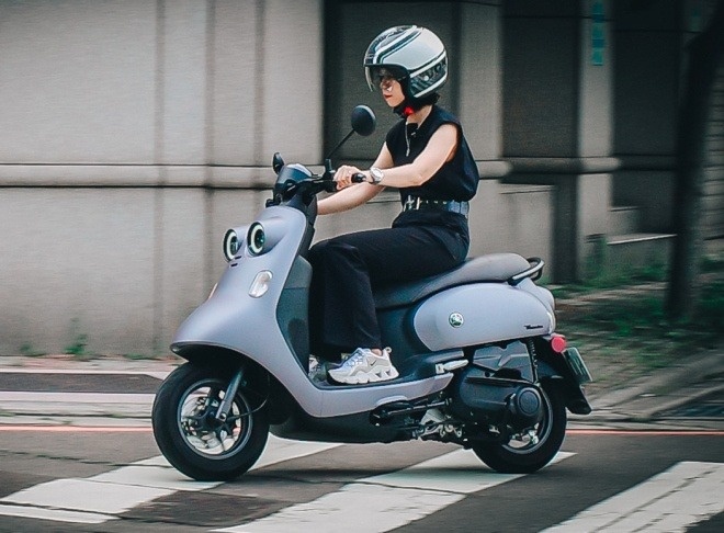 Yamaha ra mắt mẫu xe với 'đôi mắt long lanh' Anime, ăn xăng 54,6 km/lít khiến Gen Z xiêu lòng