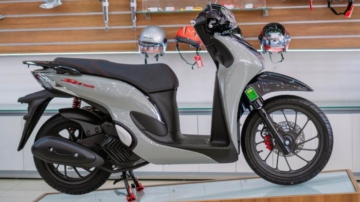 SH Mode bất ngờ 'phá giá', cạnh tranh doanh số với Vision và LEAD