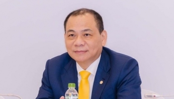 Cổ phiếu nhóm Vingroup tăng trần, VN-Index vượt 1.446 điểm