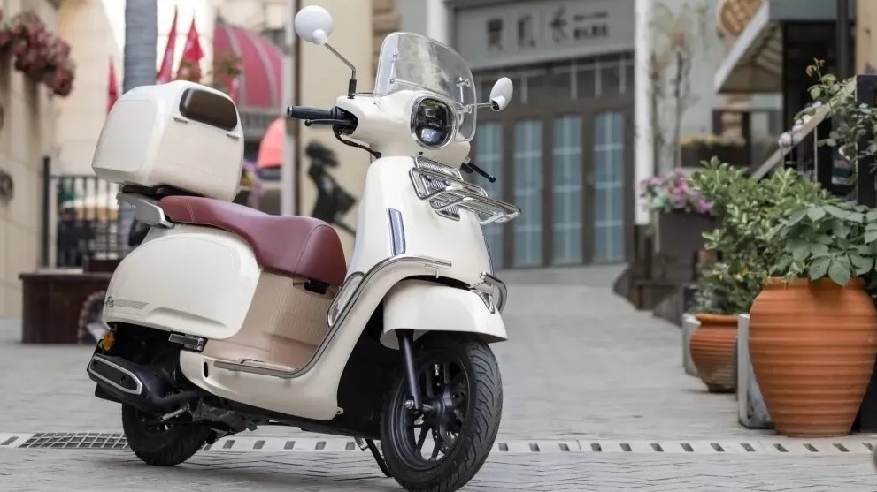 ‘Siêu tay ga’ của Honda ra mắt bản nâng cấp, giá chỉ 36 triệu đồng: Sành điệu đậm chất châu Âu, công nghệ vượt phân khúc, rất hợp chị em