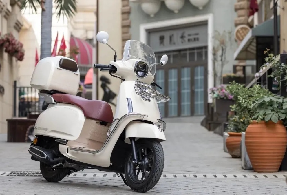 ‘Siêu tay ga’ của Honda ra mắt bản nâng cấp, giá chỉ 36 triệu đồng: Đậm chất châu Âu, công nghệ vượt phân khúc, rất hợp với chị em