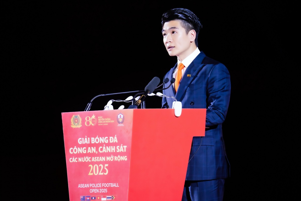 Lễ khai mạc Giải bóng đá Công an, Cảnh sát các nước ASEAN mở rộng 2025: “Bản hòa ca của thể thao, nghệ thuật và tình hữu nghị”.
