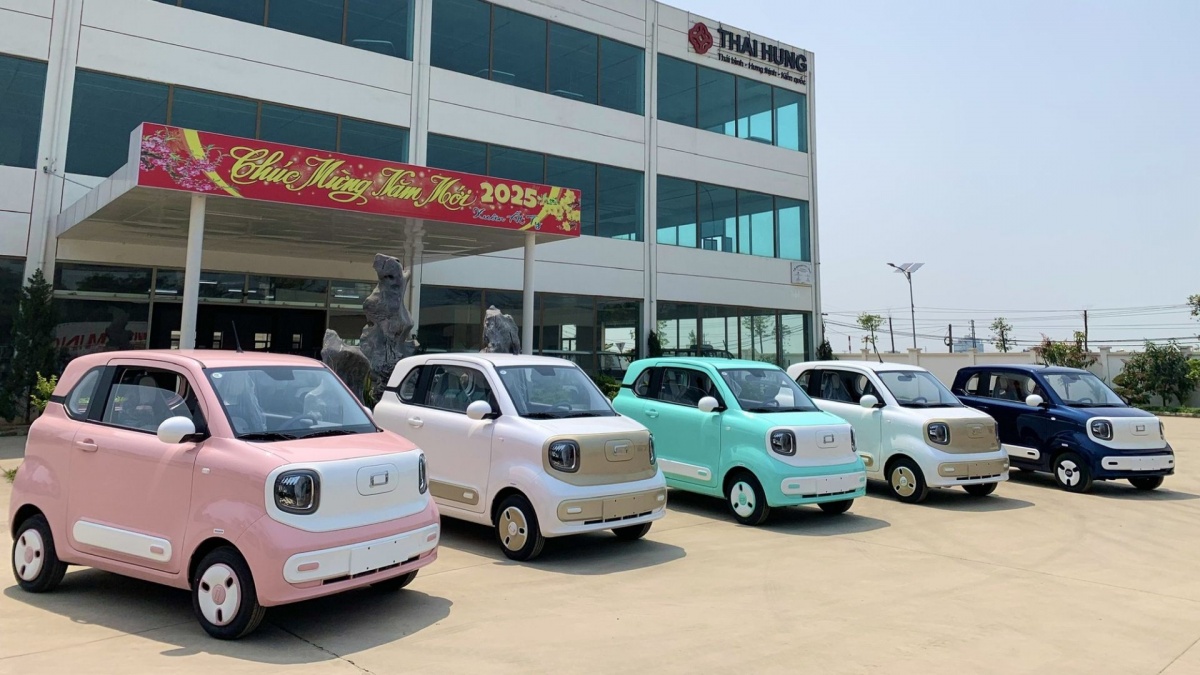 Tân binh xe điện mini chính thức mở bán tại Việt Nam: sạc một lần đi cả tuần, giá 199 triệu đồng cạnh tranh Wuling Mini EV