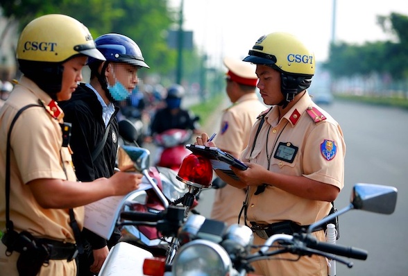 Từ năm 2025, đi xe máy thiếu bộ phận này coi chừng bị phạt 3 triệu đồng