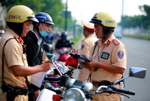 Từ năm 2025, đi xe máy thiếu bộ phận này coi chừng bị phạt 3 triệu đồng