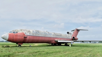 Máy bay Boeing bị bỏ rơi 18 năm tại sân bay Nội Bài, Cục Hàng không dự chi 9 tỷ biến thành giáo cụ đào tạo
