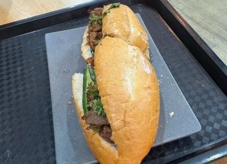 Bánh mì 208.000 đồng tại sân bay Nội Bài: Cục Hàng không yêu cầu làm rõ