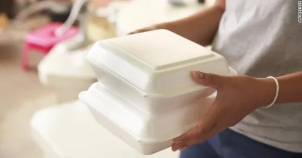Từ 1/1/2028: Hà Nội cấm một sản phẩm quen mặt, người dân cần nắm rõ để không bị ngỡ ngàng khi đi mua sắm