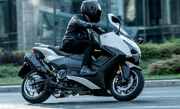 Yamaha ra mắt 'ông hoàng' tay ga thể thao nâng cấp mạnh mẽ, giá từ 377 triệu đồng