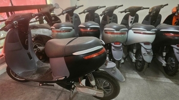 Vạch trần đường dây 'phù phép' hơn 100 xe máy điện giả thành thật tại Bắc Ninh và Hà Nội