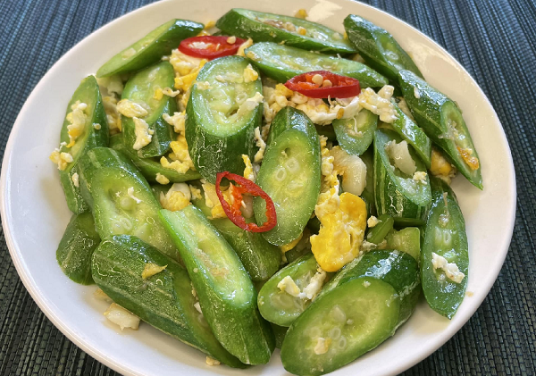 Loại quả tên rất lạ, ăn được cả vỏ giúp giải nhiệt, dưỡng thận: Chợ Việt bán nhiều lại rẻ, ít ai hay