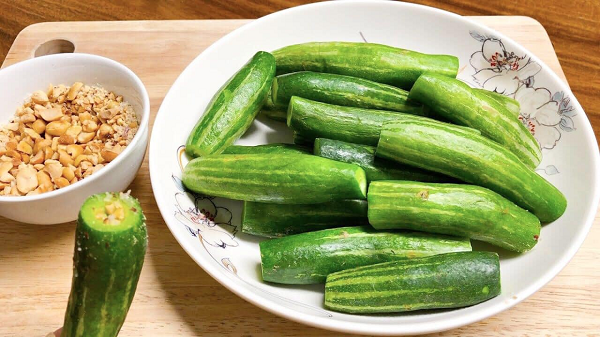 Loại quả tên rất lạ, ăn được cả vỏ giúp giải nhiệt, dưỡng thận: Chợ Việt bán nhiều lại rẻ, ít ai hay