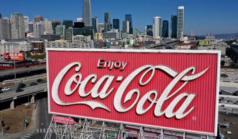 Coca-Cola vừa đóng cửa 5 nhà máy, cam kết hỗ trợ người lao động bị ảnh hưởng