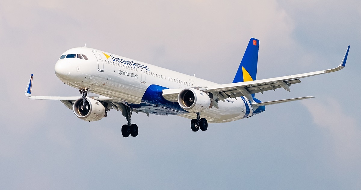 Vietravel Airlines phải hủy loạt chuyến bay do sự cố va chạm với chim