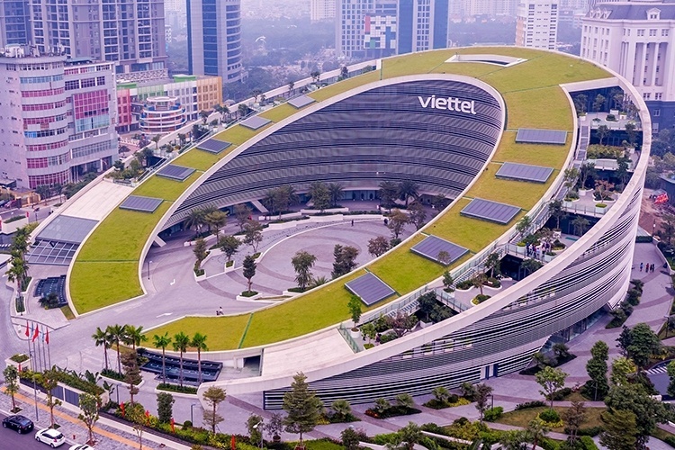 Viettel được Bộ Quốc phòng tặng món quà vô giá sau cột mốc phục vụ 1 tỷ lượt xe bằng công nghệ 'không sao chép'