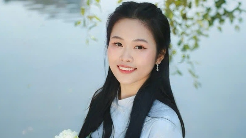Nữ sinh dang dở với ngành truyền thông, đậu ĐH Sư phạm Hà Nội nhờ ‘vé vớt’: Nay tốt nghiệp với GPA tuyệt đối, đang ‘nuôi’ kế hoạch lớn