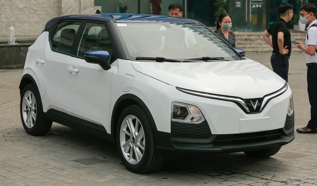 Chủ xe VinFast VF 5 ‘bóc trần’ thẳng về trang bị, chi phí bảo dưỡng cùng khả năng vận hành, đưa ra so sánh với xe xăng