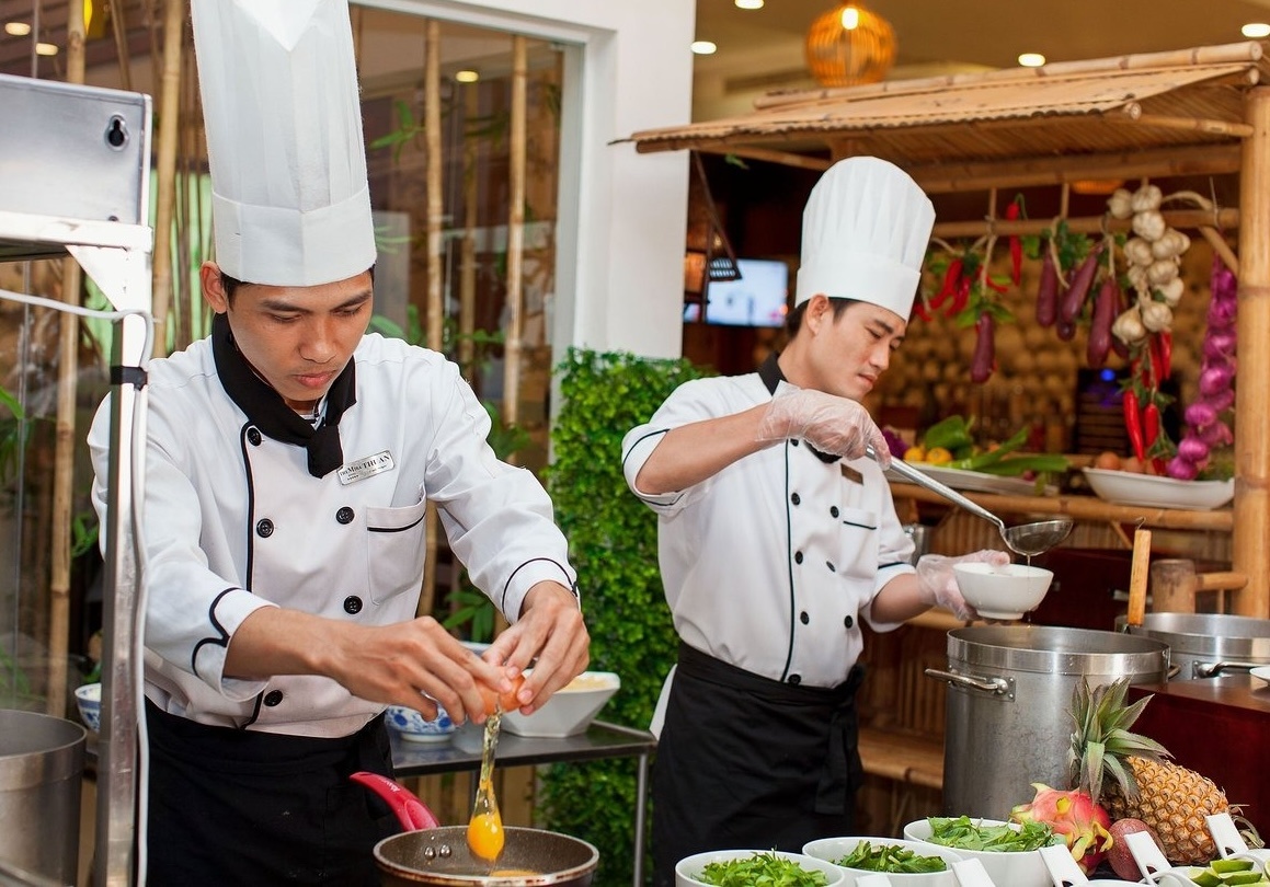 Ngành học mang tính ứng dụng cao, chỉ 1,5 năm là xong, không lo AI ‘tranh việc’: Lương lên tới 50 triệu/tháng, doanh nghiệp ‘trải thảm đỏ’ mời làm