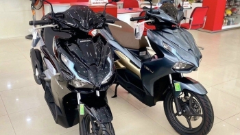 Honda Air Blade 2025 điều chỉnh giá bán ‘rẻ như cho’: Ngoại hình ấn tượng, trang bị hiện đại cùng khả năng vận hành ổn định