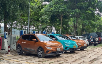 Lần đầu tiên xuất hiện doanh nghiệp bán chỗ đỗ ô tô điện, thời hạn sở hữu 43 năm
