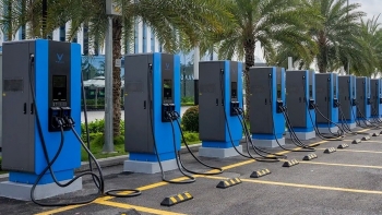 3 phương án phát triển trạm sạc xe điện gắn liền bãi đỗ xe vừa được Bộ Xây dựng đề xuất