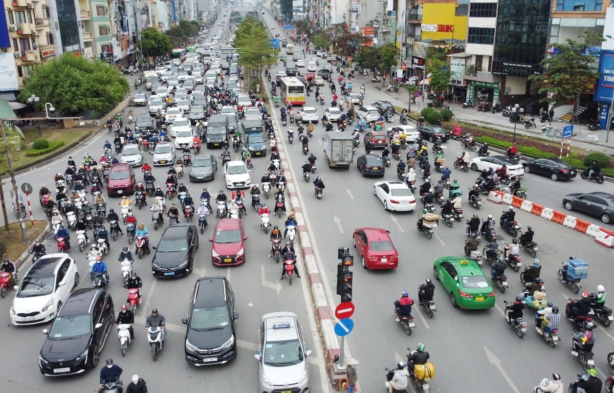 Hệ thống điện tại các khu dân cư chưa đáp ứng yêu cầu nếu lắp thêm trạm sạc xe điện, Sở Xây dựng Hà Nội đề xuất gì?