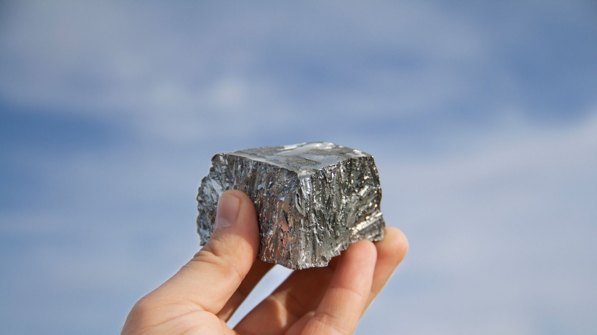 Sau lithium, thêm một cơn sốt giá nguyên liệu pin xe điện đang nổ ra, ngành xe điện đối mặt sức ép tái cấu trúc pin