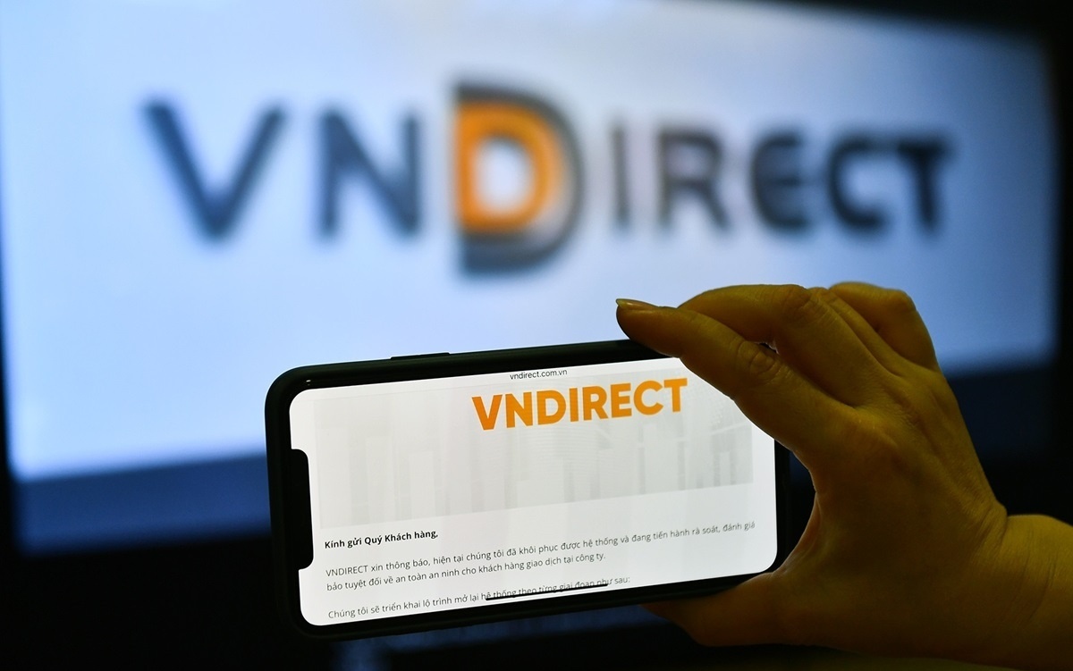 VNDirect (VND) đang bị Top đầu bỏ lại?