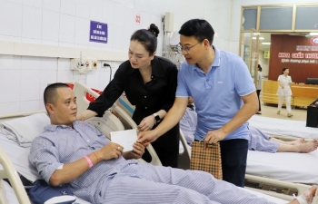 Tập đoàn Sun Group dành 2 tỷ hỗ trợ các nạn nhân vụ lật tàu du lịch tại Quảng Ninh