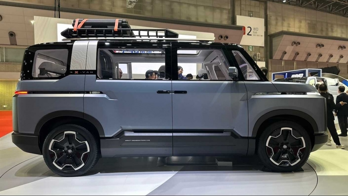 Toyota sắp trình làng minivan 2 phiên bản động cơ, thiết kế khiến dân cắm trại mê mẩn