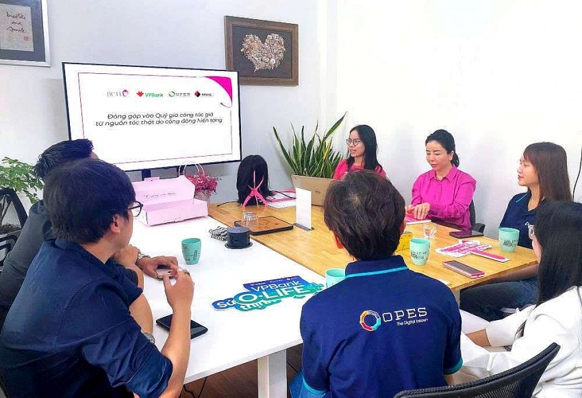 OPES cùng với VPBank và MSIG tham gia hoạt động gây quỹ tóc cho bệnh nhân ung thư