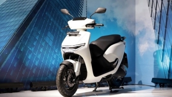 Cấm xe xăng từ 1/7/2026, 2 ‘ông lớn’ Honda và Yamaha đồng loạt ra mắt xe máy điện: Giá chỉ từ 26,9 triệu, đi được bao xa, có lợi thế gì về sạc?