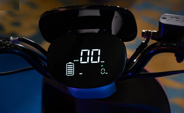 Chiếc xe điện mới toanh nhà VinFast 'gây bão': Đẹp sang, chạy mượt, giá lại 'hạt rẻ'