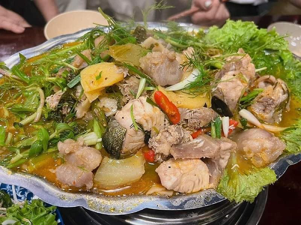 Loại cá 'kỳ lạ' gần như không có vảy, thịt giòn sần sật được dân sành ăn 'săn lùng' ráo riết: Giá đắt đỏ vẫn được săn đón